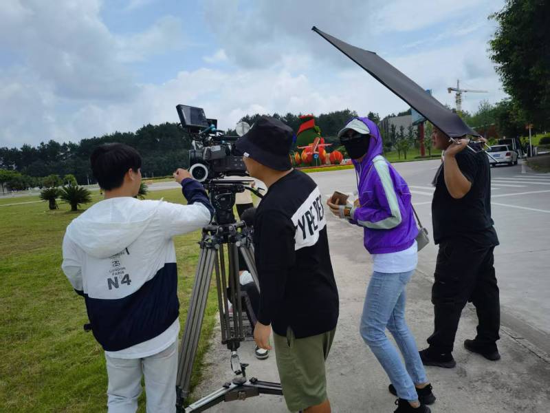 场景赋能，青神县TVC拍摄打造品牌沉浸式体验